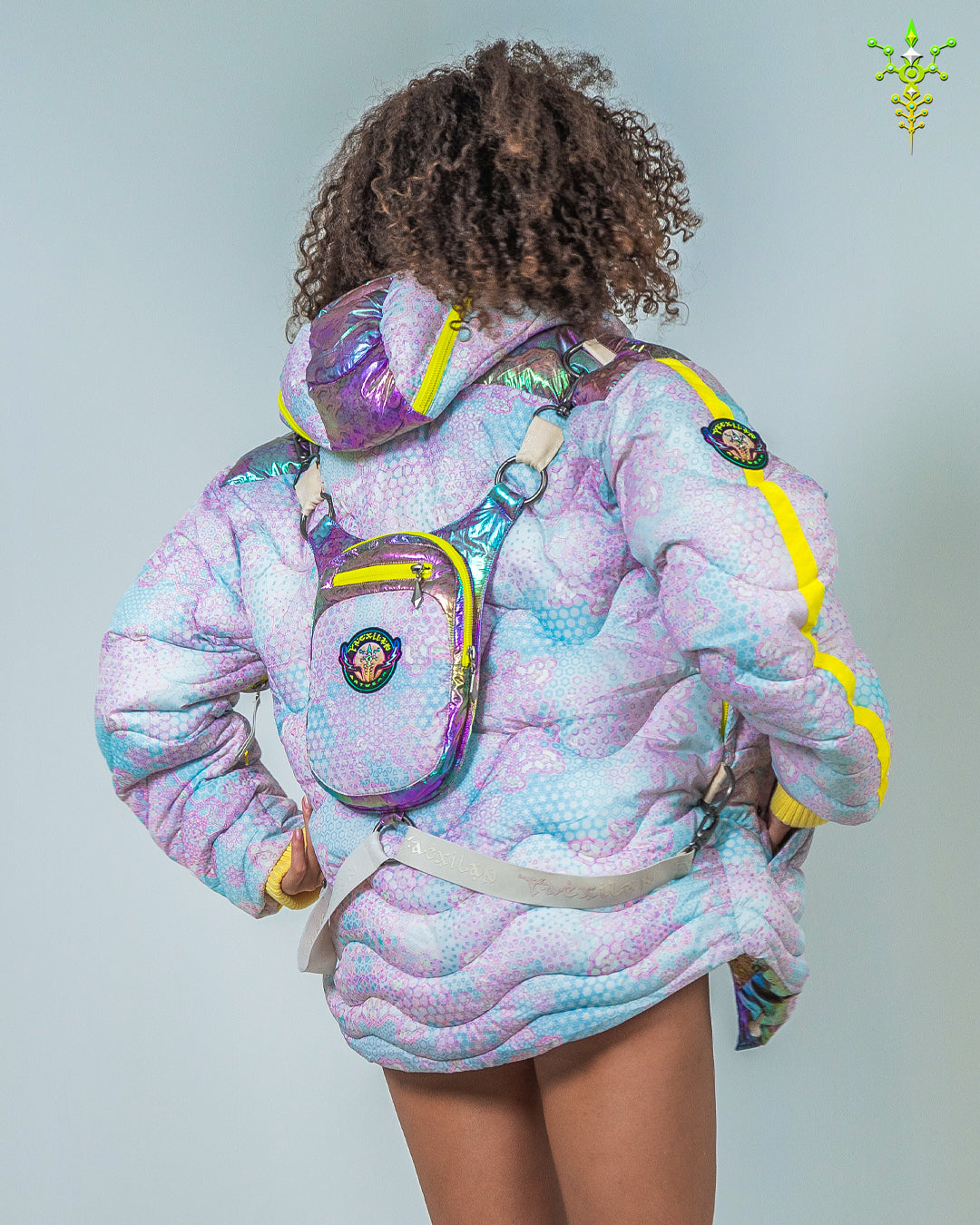 Down Jacket Woman & Pakpak / Nylon (Glow in the Dark) - GALACTIK NIRVANA