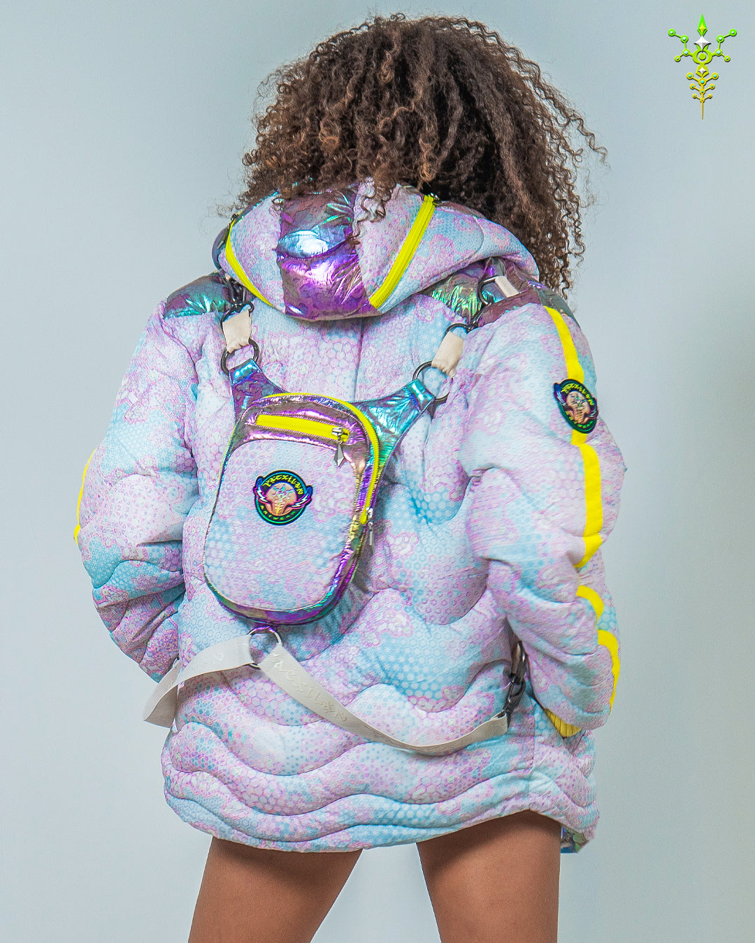 Down Jacket Woman & Pakpak / Nylon (Glow in the Dark) - GALACTIK NIRVANA