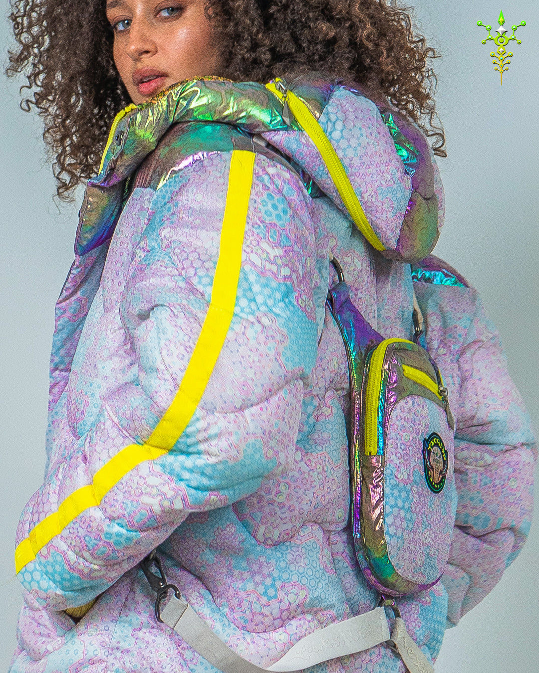 Down Jacket Woman & Pakpak / Nylon (Glow in the Dark) - GALACTIK NIRVANA