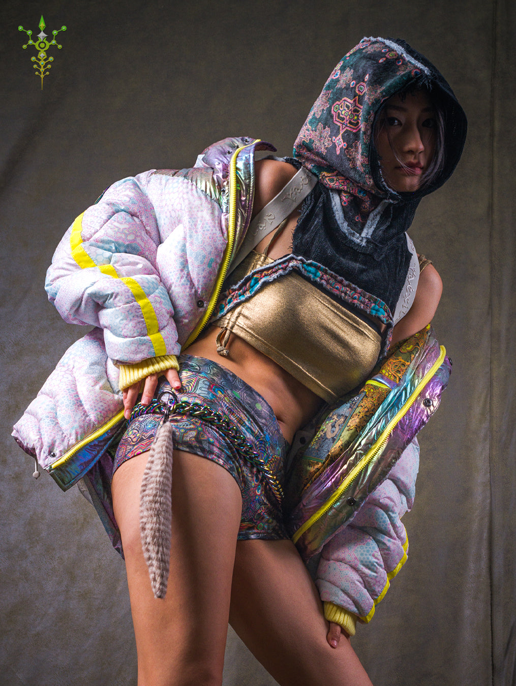 Down Jacket Woman & Pakpak / Nylon (Glow in the Dark) - GALACTIK NIRVANA