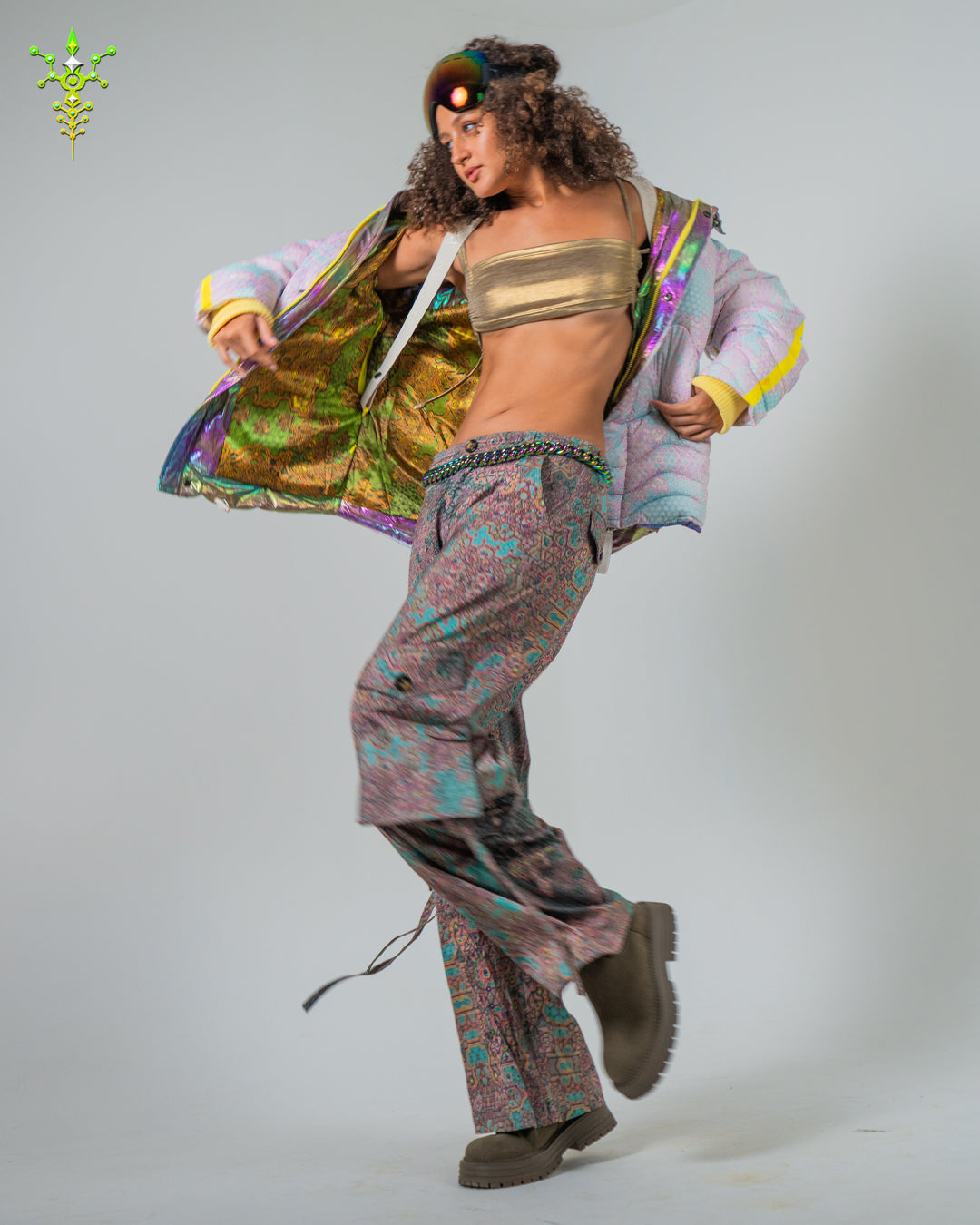 Down Jacket Woman & Pakpak / Nylon (Glow in the Dark) - GALACTIK NIRVANA