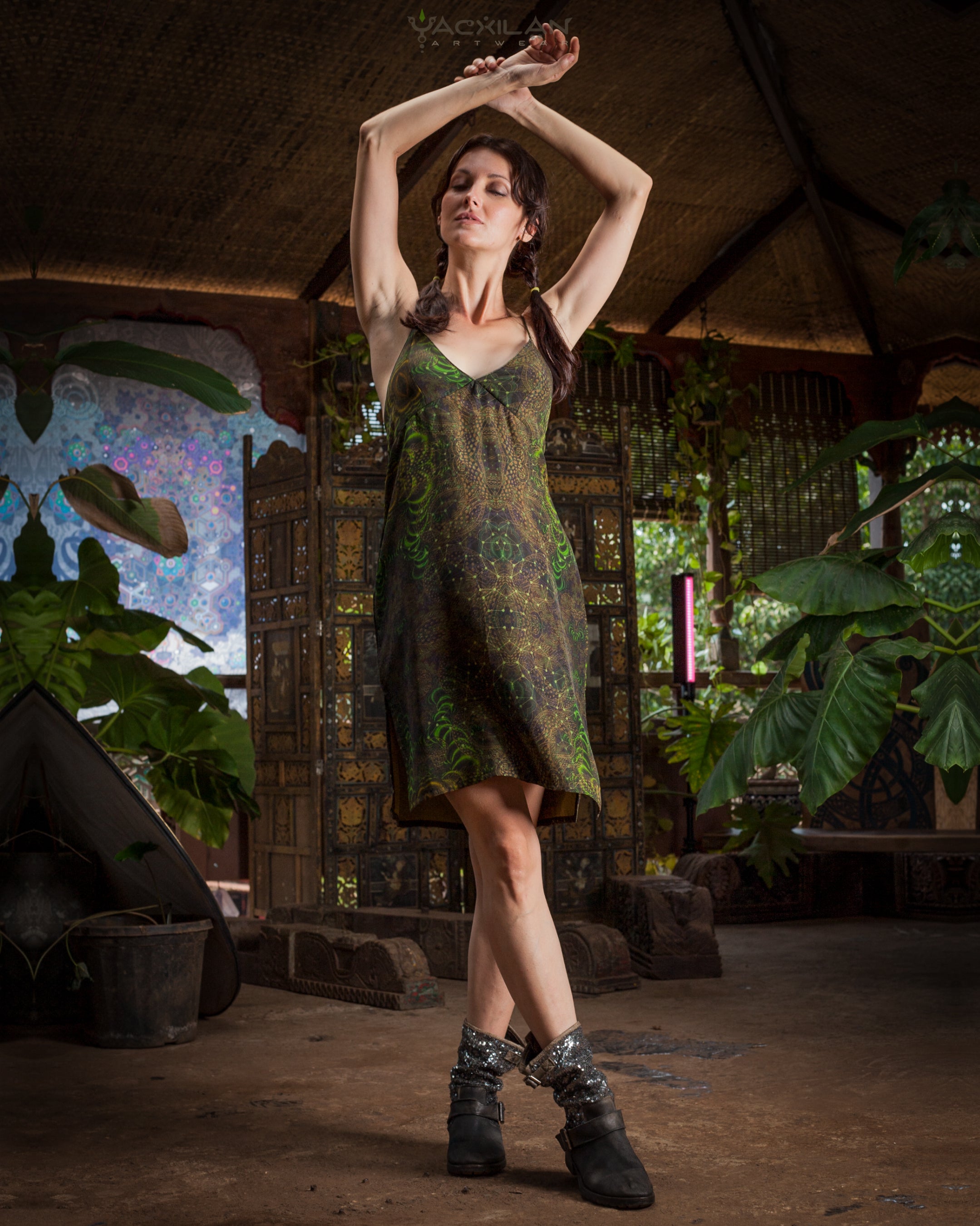 Midi Dress / Chinese Silk  - ENTMOOT Kaki