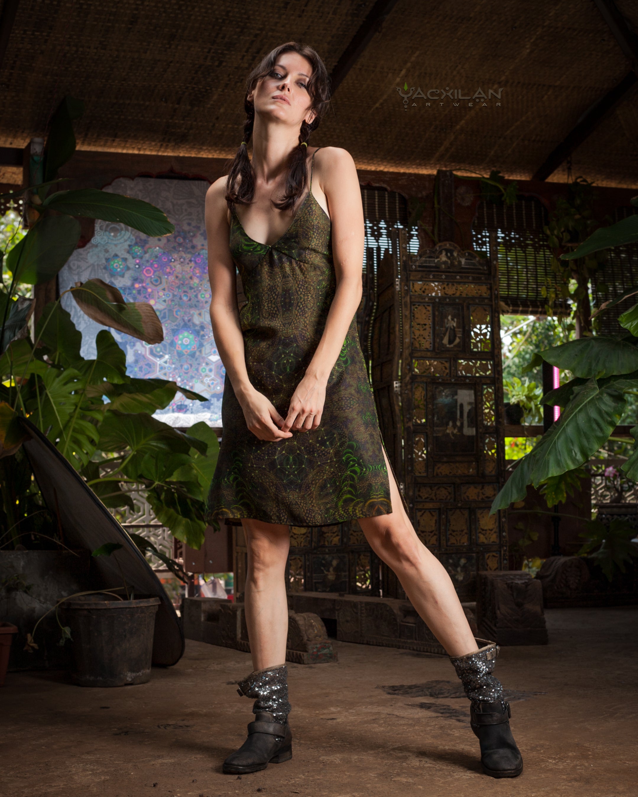 Midi Dress / Chinese Silk  - ENTMOOT Kaki