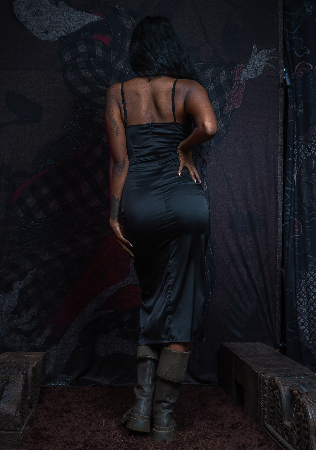 Fitted Dress / Stretchy Satin- Yacxilan O'BLACKNESS