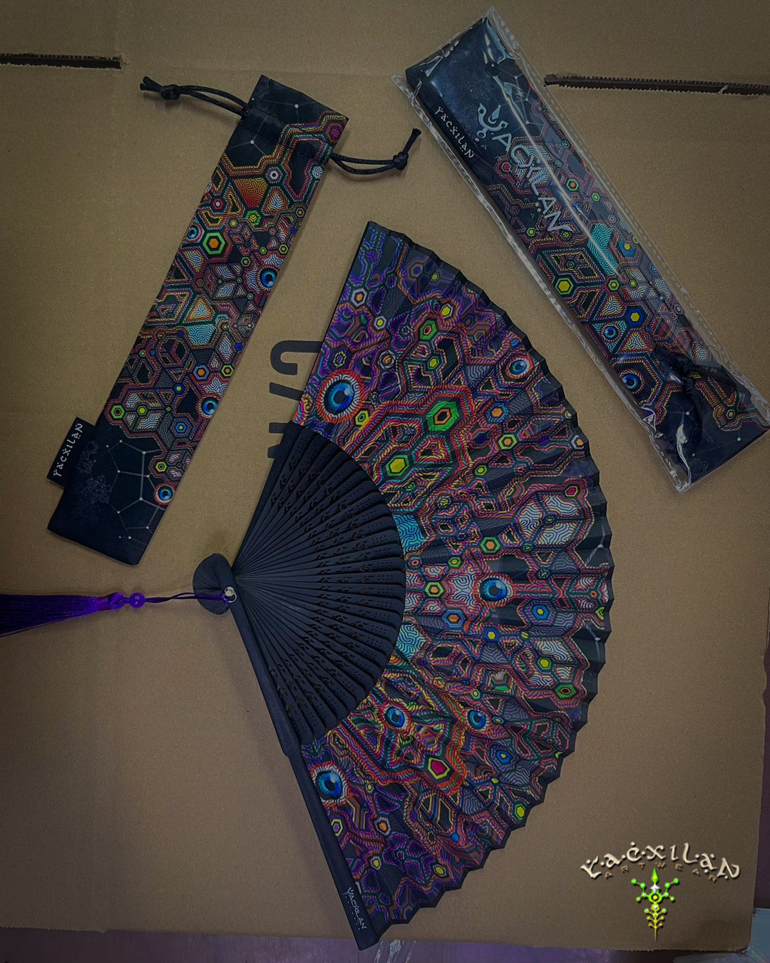 Hand Fan / Bamboo - CORALBLAST