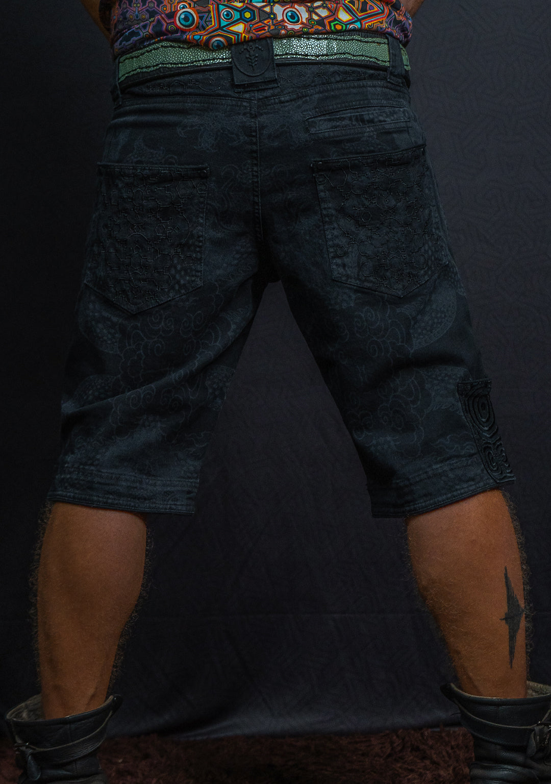 Flying Short Men / Laser Print Digital Embroidery Stonewashed - Black IKARO DRAGONS