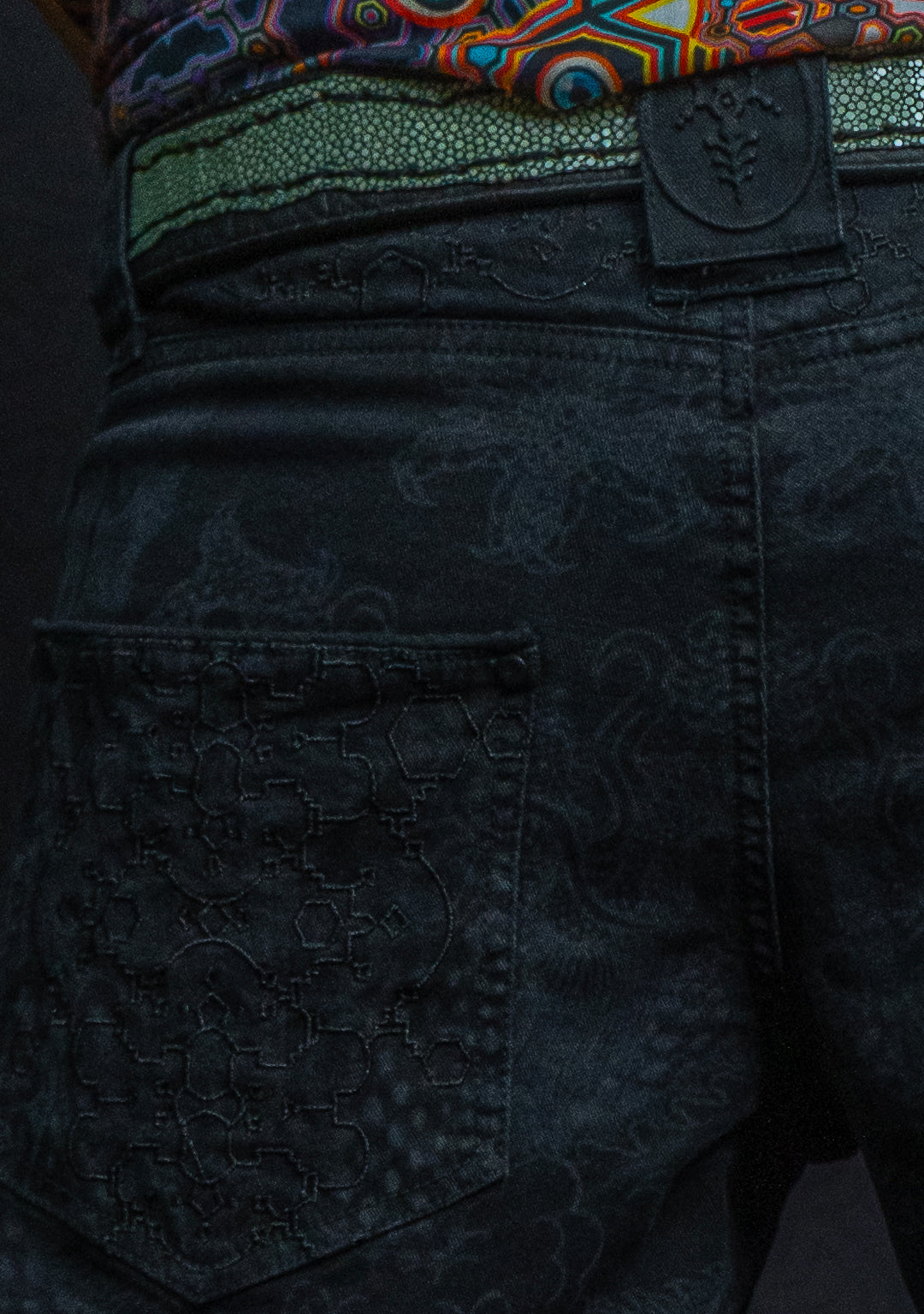 Flying Short Men / Laser Print Digital Embroidery Stonewashed - Black IKARO DRAGONS