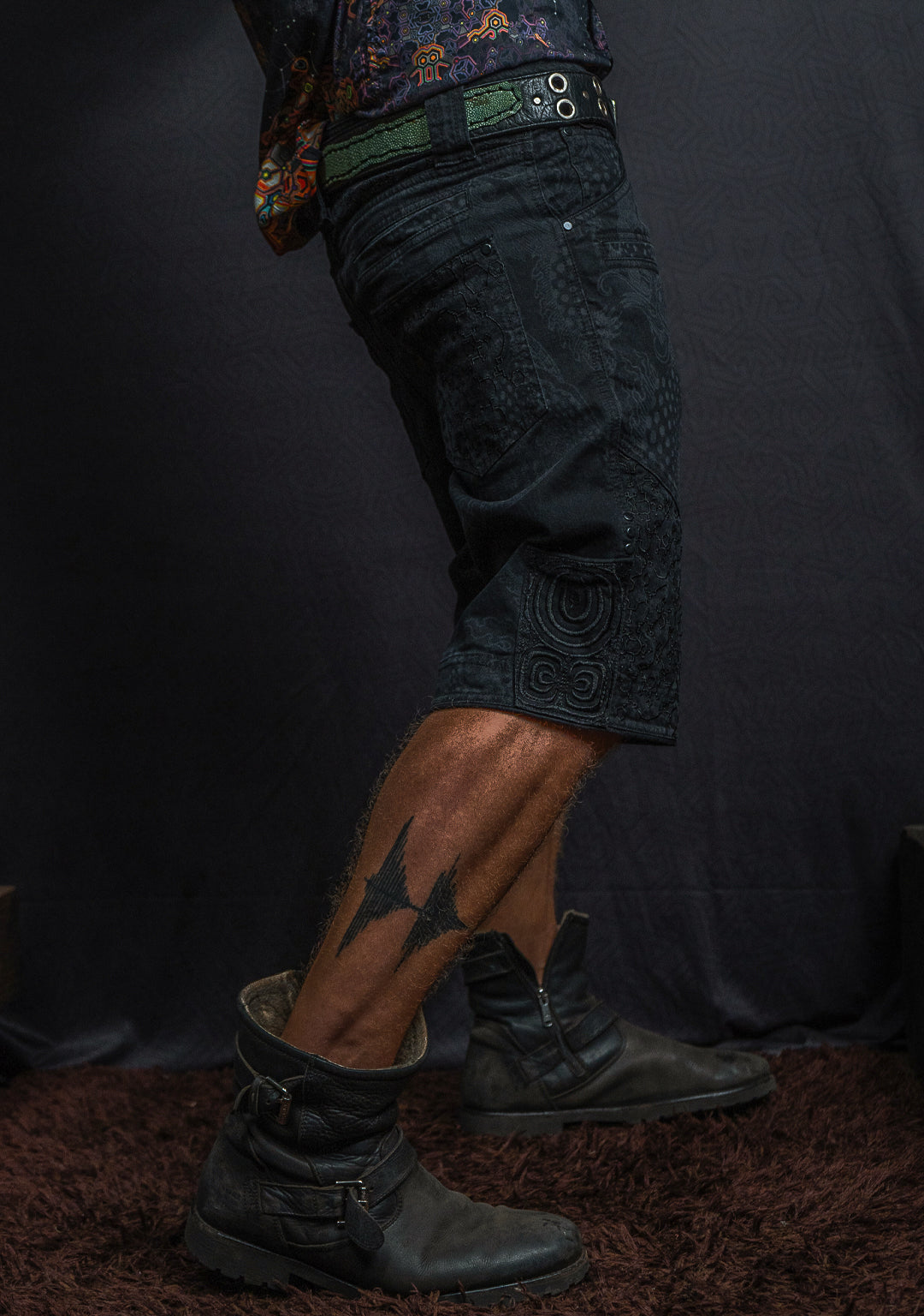 Flying Short / Laser Print Digital Embroidery Stonewashed - Black IKARO DRAGONS