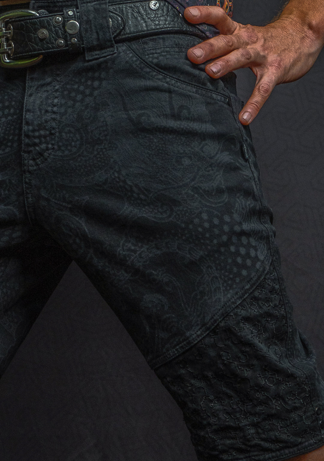 Flying Short / Laser Print Digital Embroidery Stonewashed - Black IKARO DRAGONS