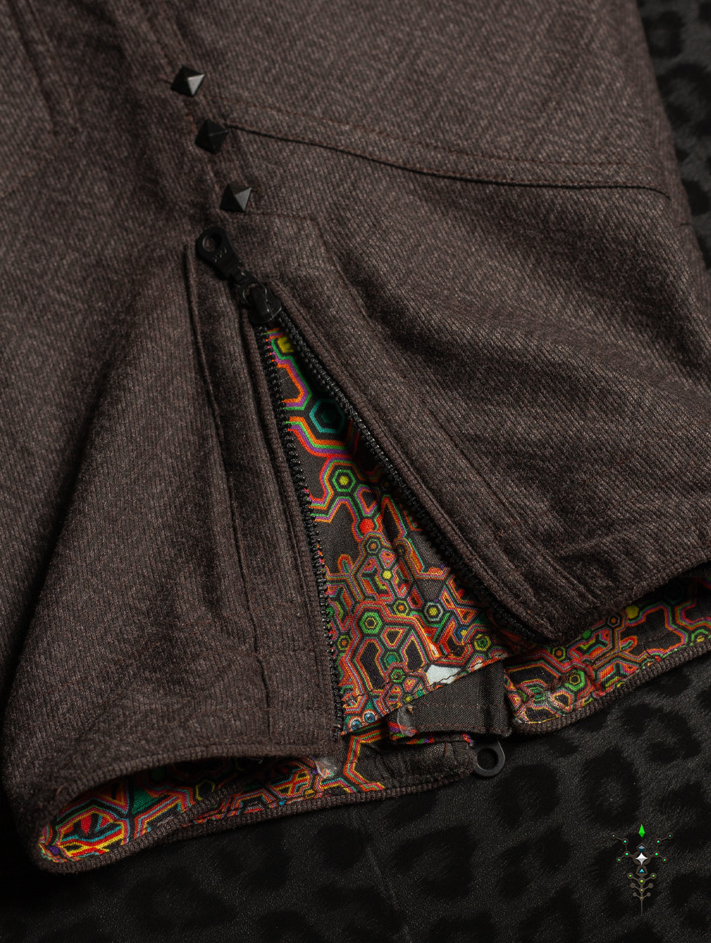Flying Shorts / Kodroi - Brown CAMALEON Demetrio