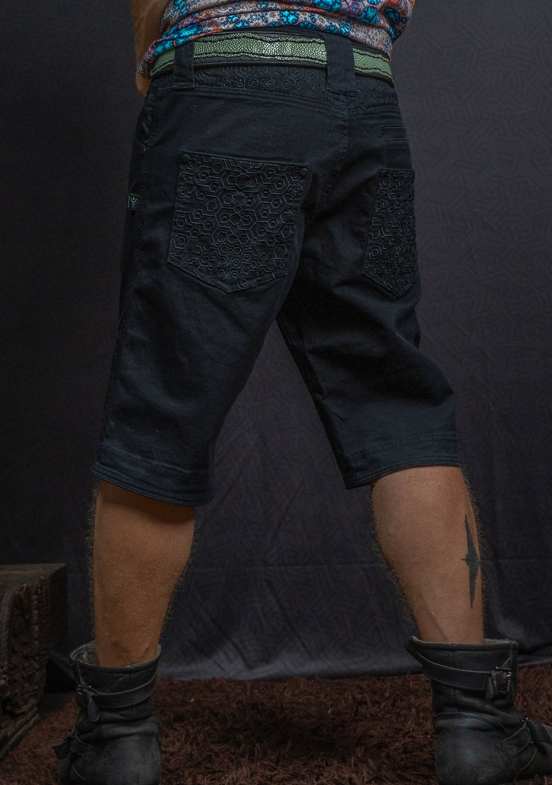 Flying Short Men / Digital Embroidery Stonewashed - Black KAMBOZII