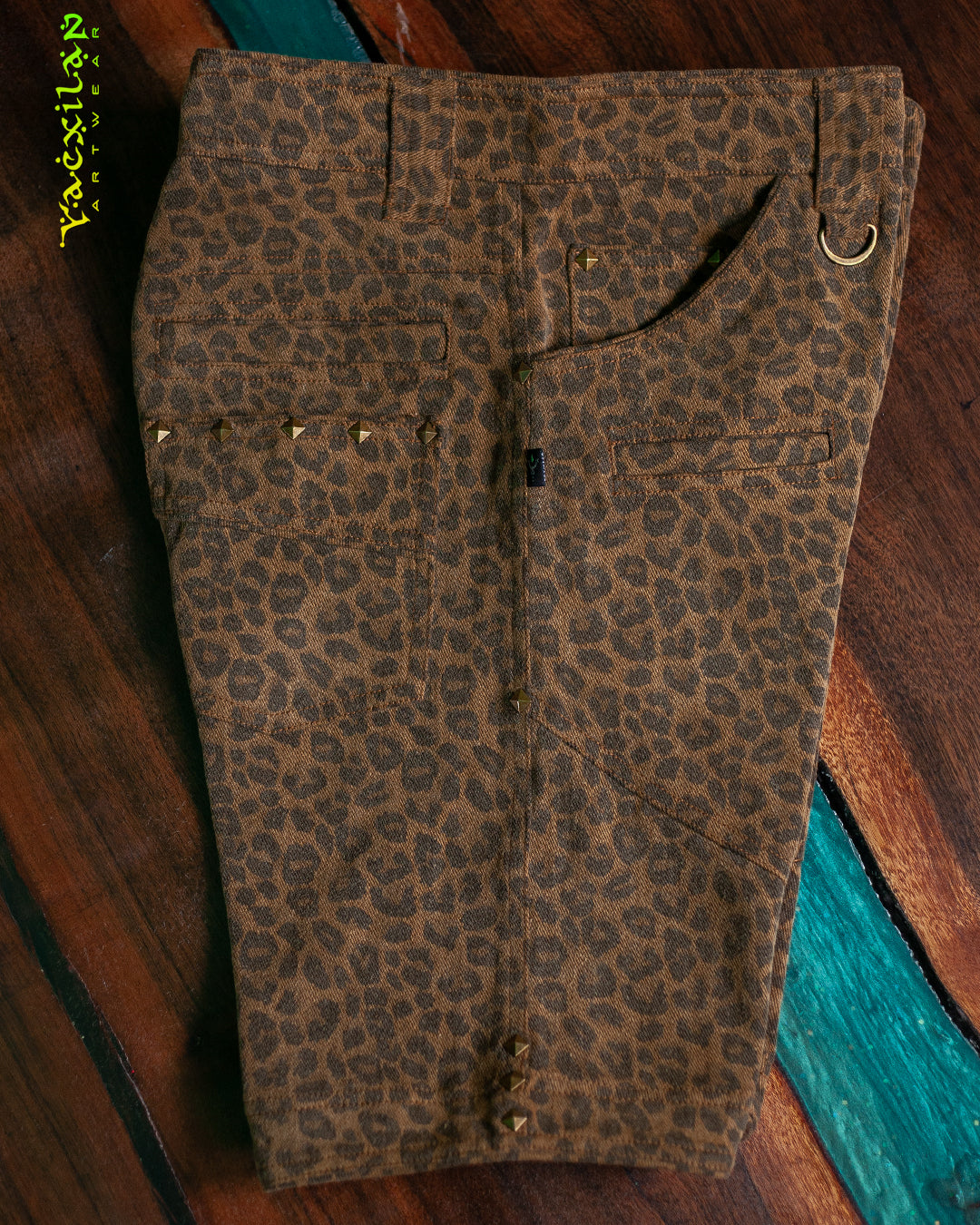 Flying Short Men / Stonewashed Denim - LEO PARDO