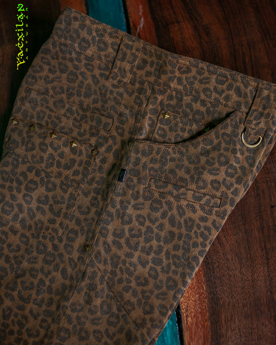 Flying Short / Stonewashed Denim - LEO PARDO