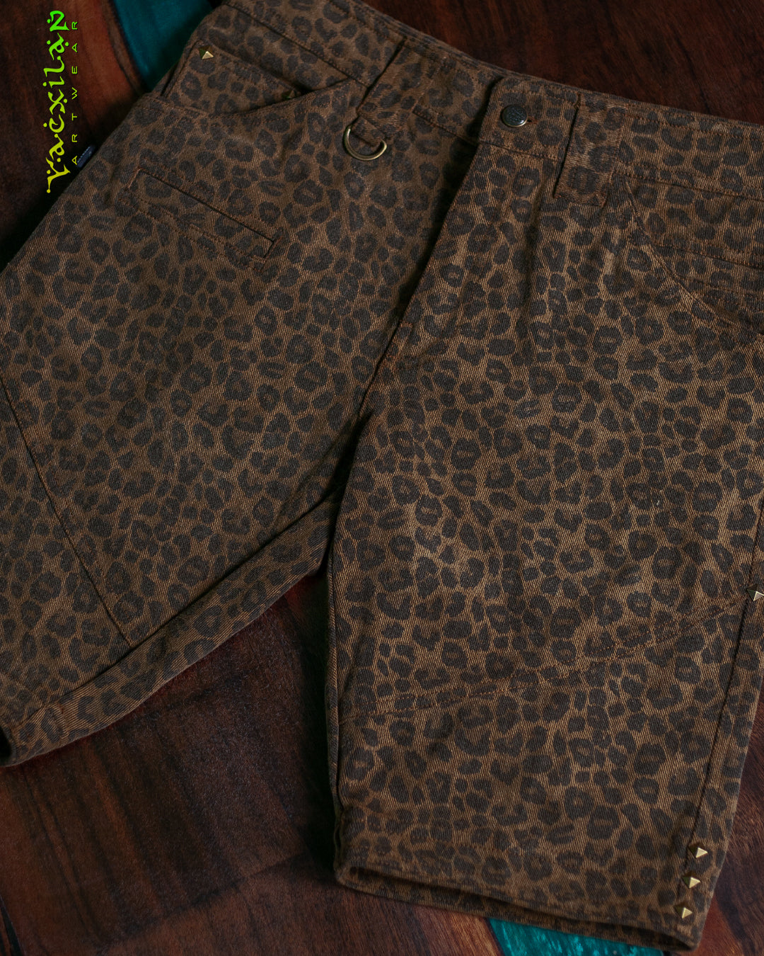 Flying Short / Stonewashed Denim - LEO PARDO