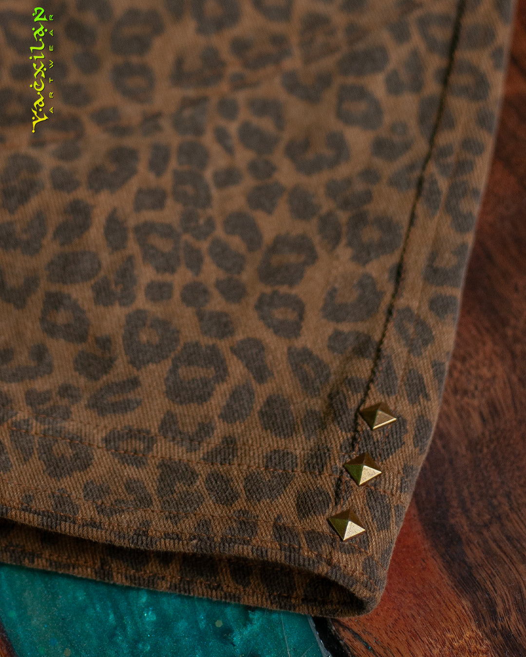 Flying Short Men / Stonewashed Denim - LEO PARDO