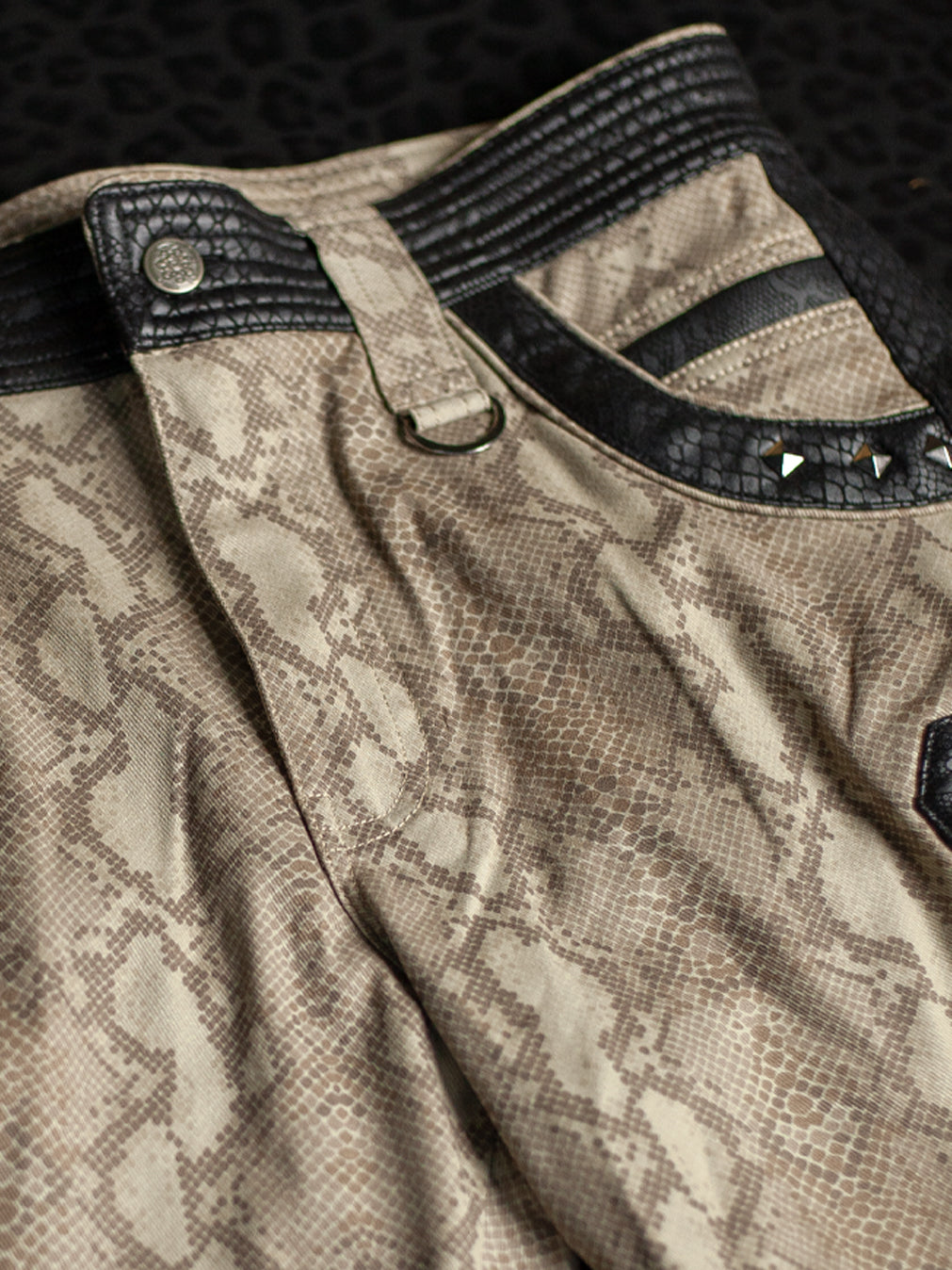 Flying Short Men / Twill Fake Leather Patches - KINGKOBRA -BOA