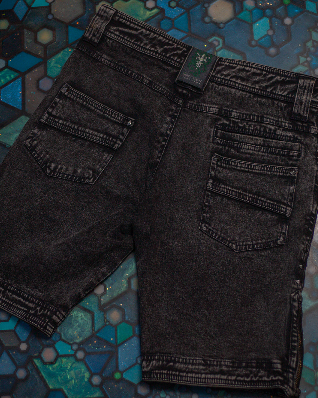 Flying Short Men / Stretchy Denim Dyed Stoneblasted - BLAK STONEBLAST