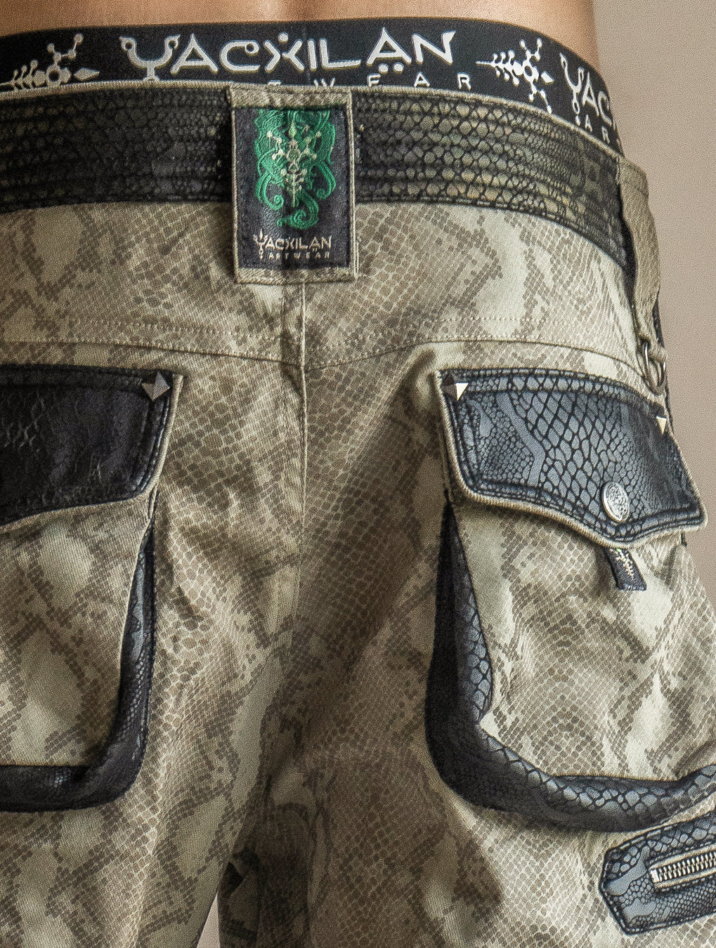 Flying Short / Twill Fake Leather Patches - KINGKOBRA -BOA