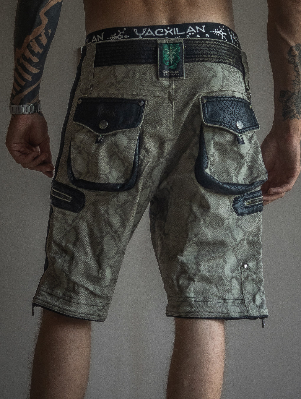 Flying Short Men / Twill Fake Leather Patches - KINGKOBRA -BOA