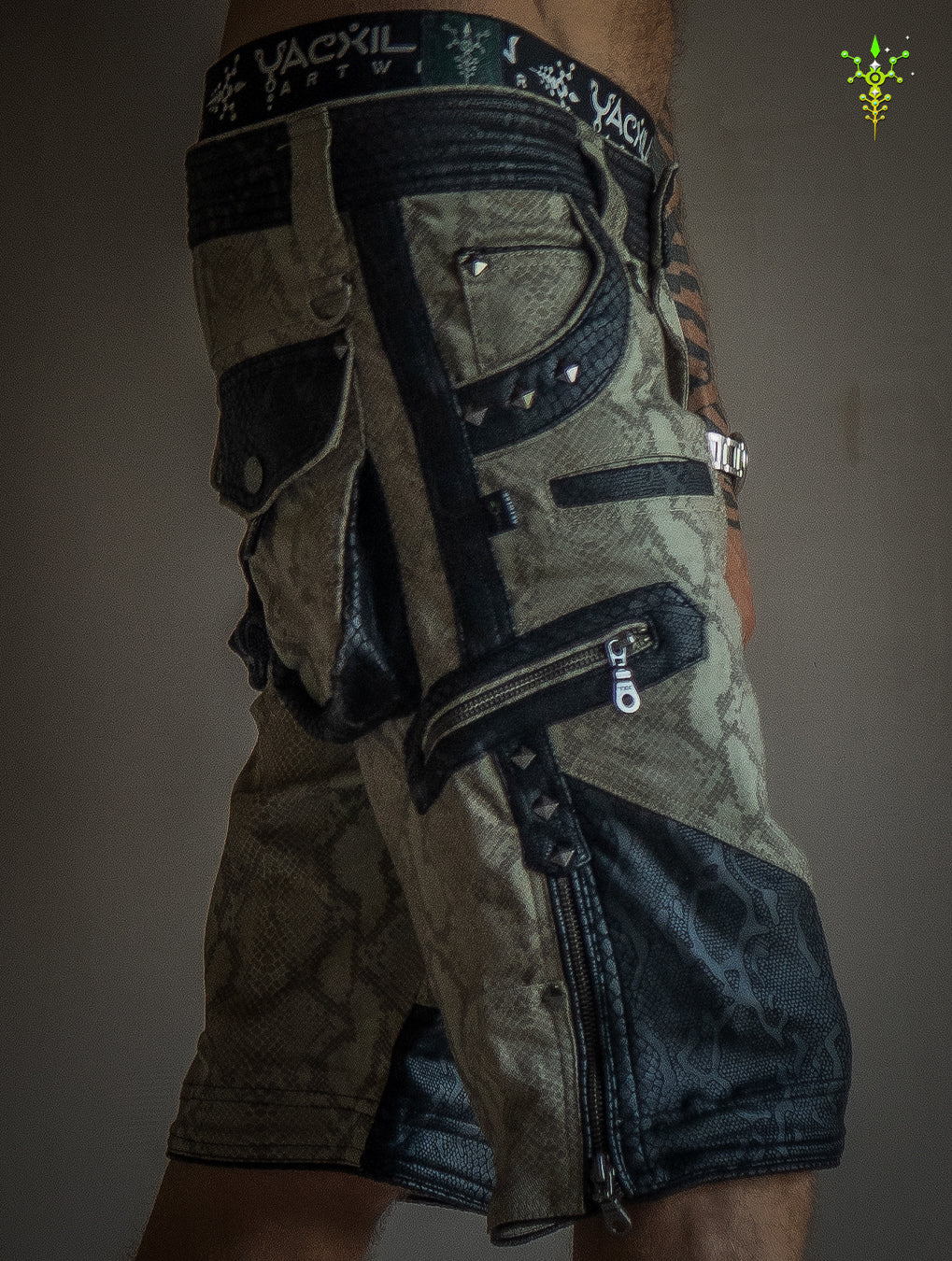 Flying Short Men / Twill Fake Leather Patches - KINGKOBRA -BOA