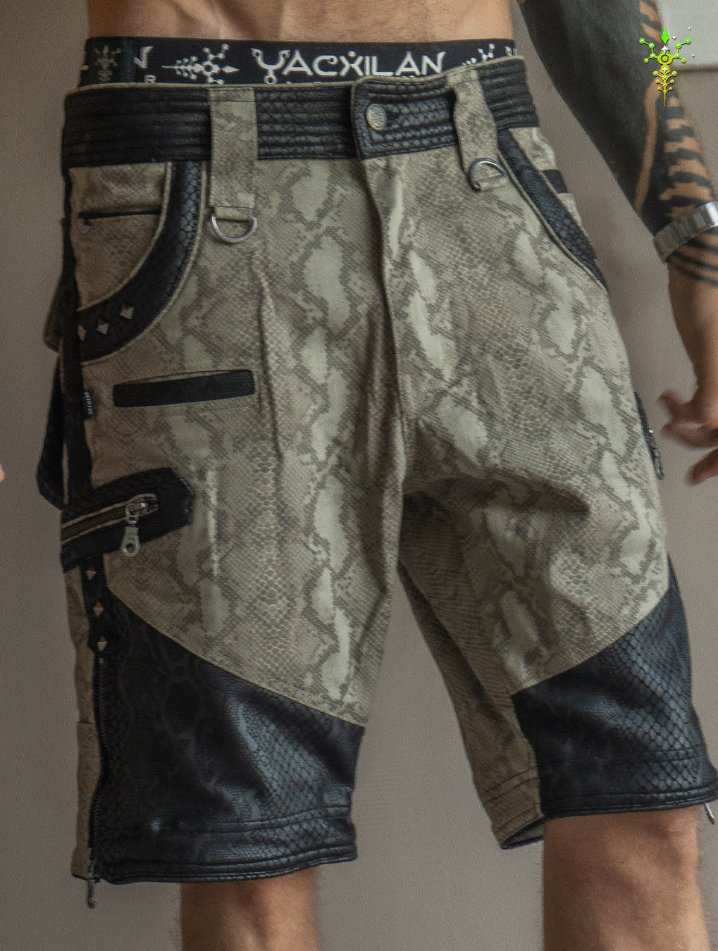 Flying Short Men / Twill Fake Leather Patches - KINGKOBRA -BOA