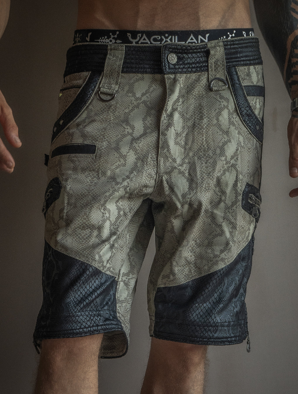 Flying Short Men / Twill Fake Leather Patches - KINGKOBRA -BOA