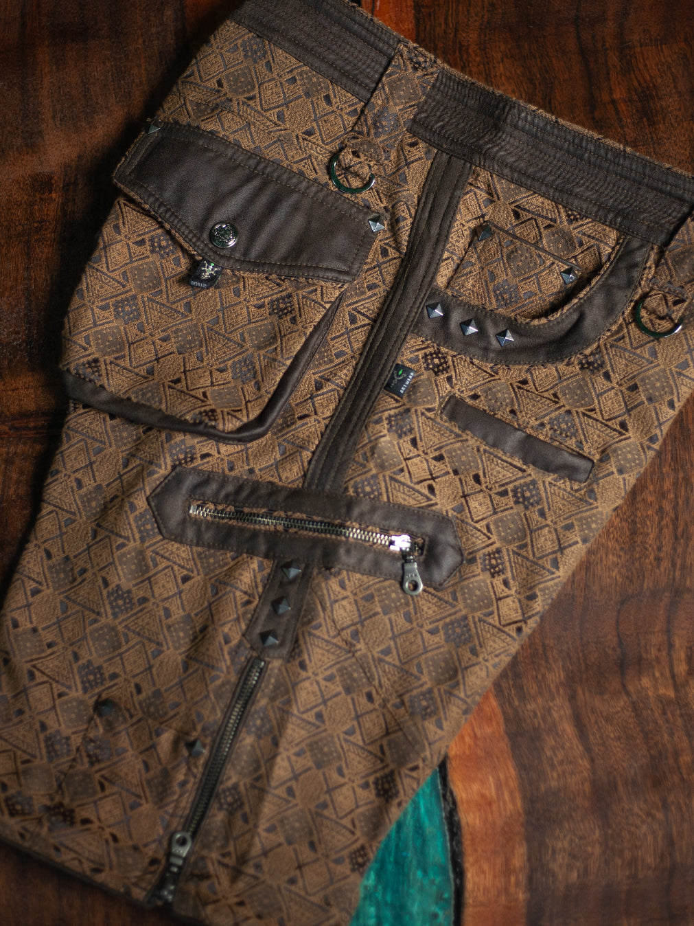 Flying Short Men / Japanese Jaquard - DESERT PYRAMIDS New