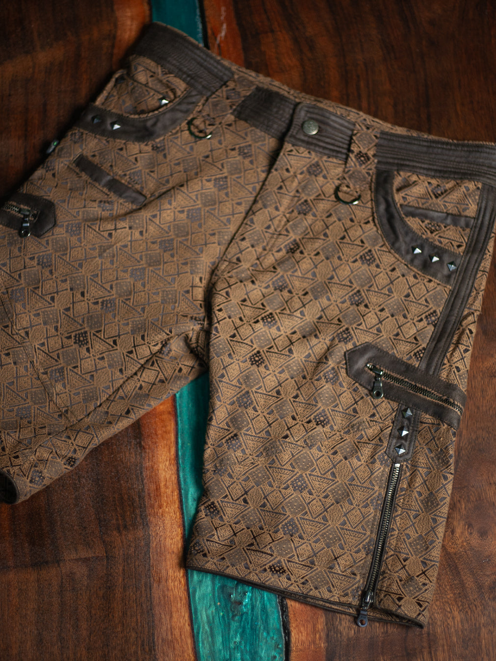 Flying Short Men / Japanese Jaquard - DESERT PYRAMIDS New