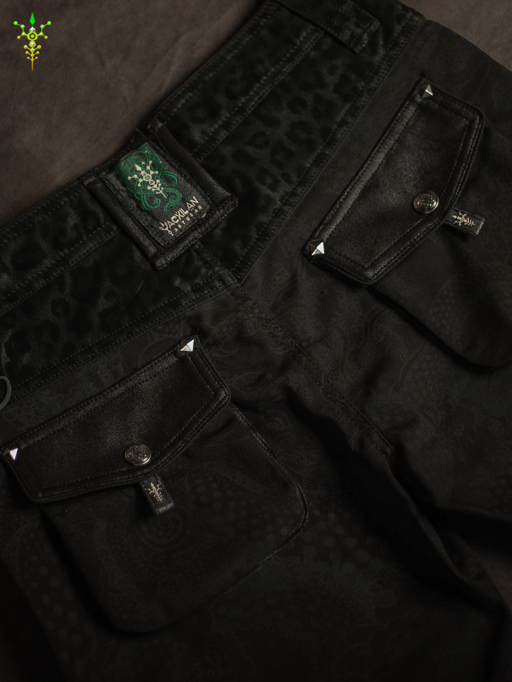 Flying Short Men / TR Fake Leather Patches - BLAK DRAGONS Leopard