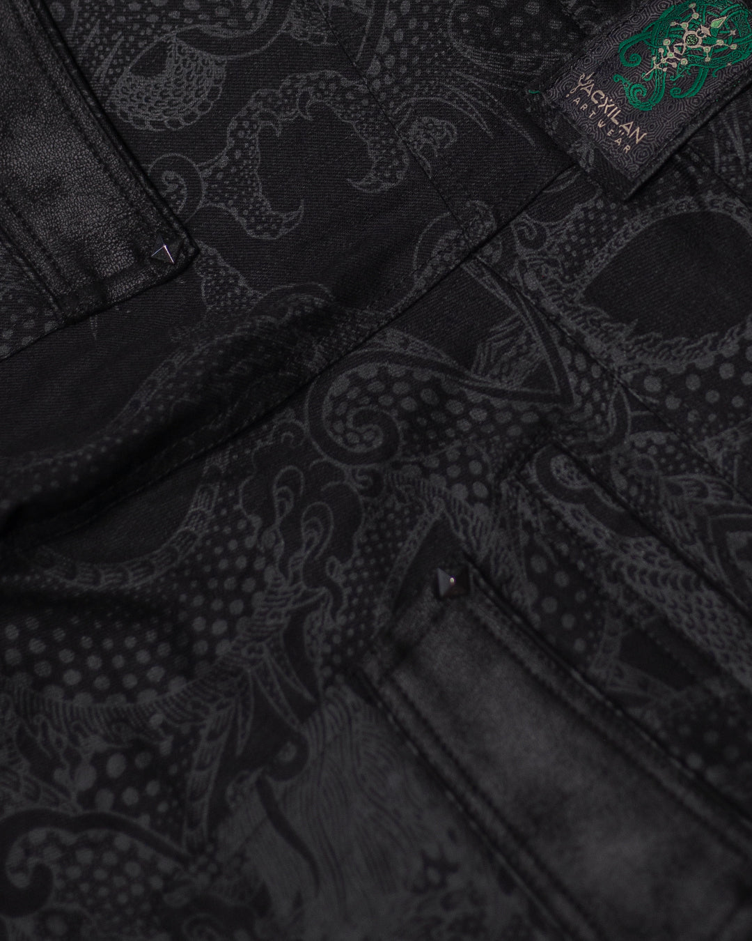 Flying Short Men / Denim Screenprint - Black Dragons