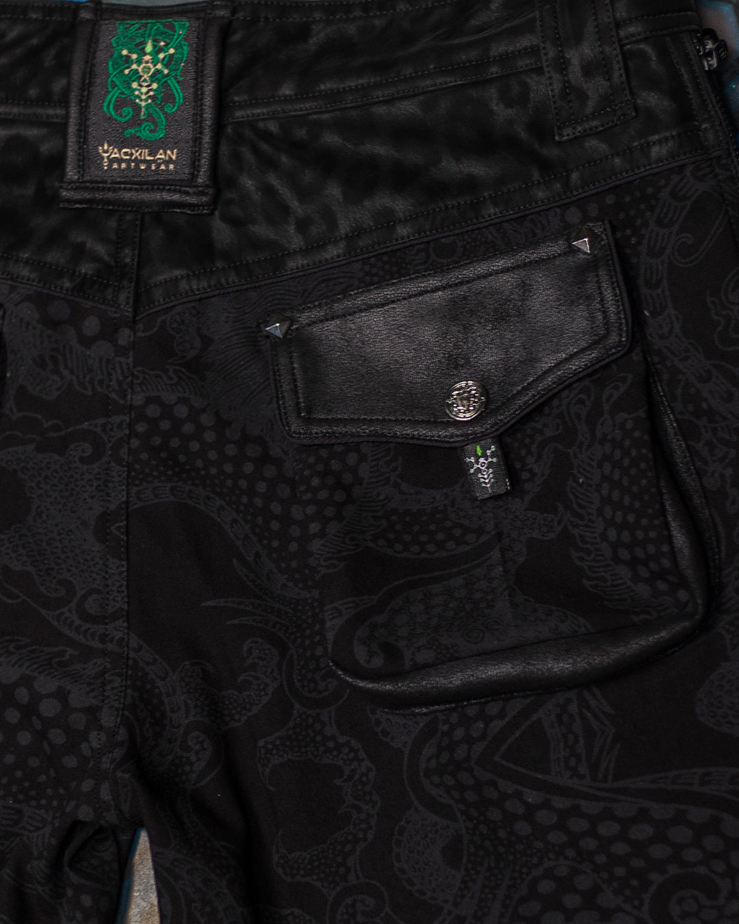 Flying Short Men / TR Fake Leather Patches - BLAK DRAGONS Leopard