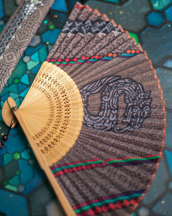 Hand Fan / Bamboo - DRAGONS OF ITAK