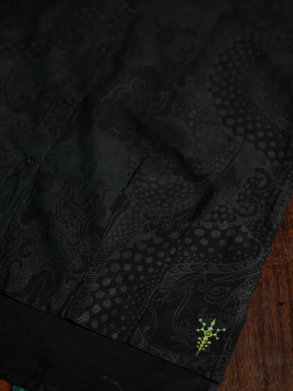 Shirt Woman Hiphop / Silk - BLAK DRAGONS