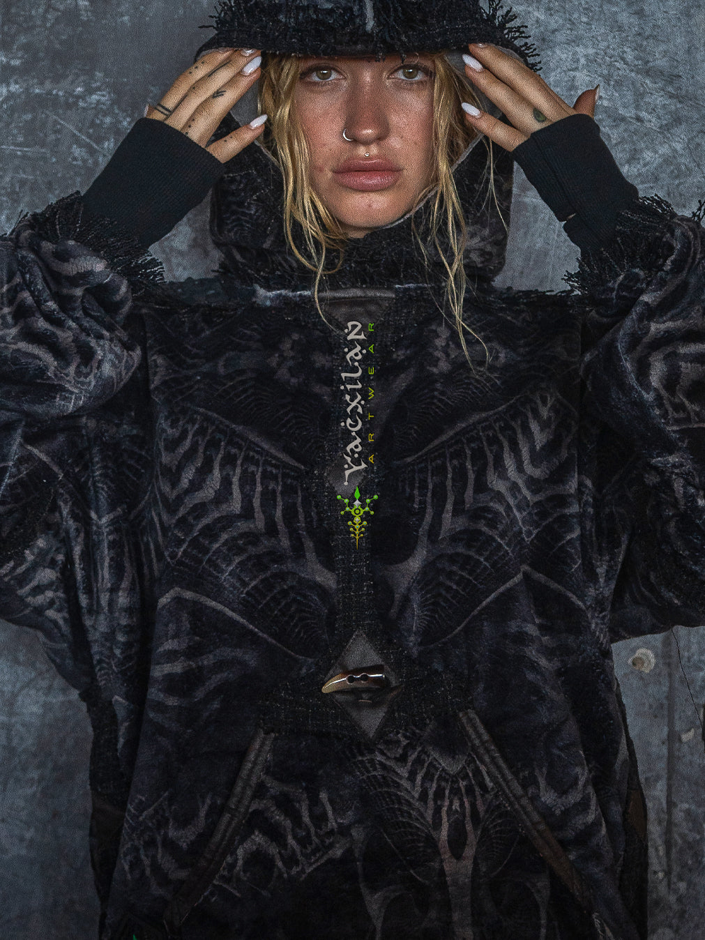 Hoodie Men SHAMANIK / Ultra Polar - SANDOKAN ASH