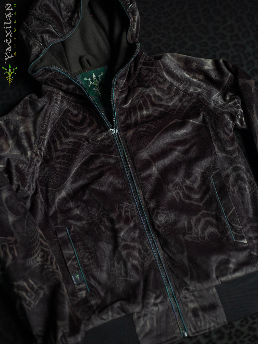 Hoodie / Velvet Fawn - DARK SANDOKAN