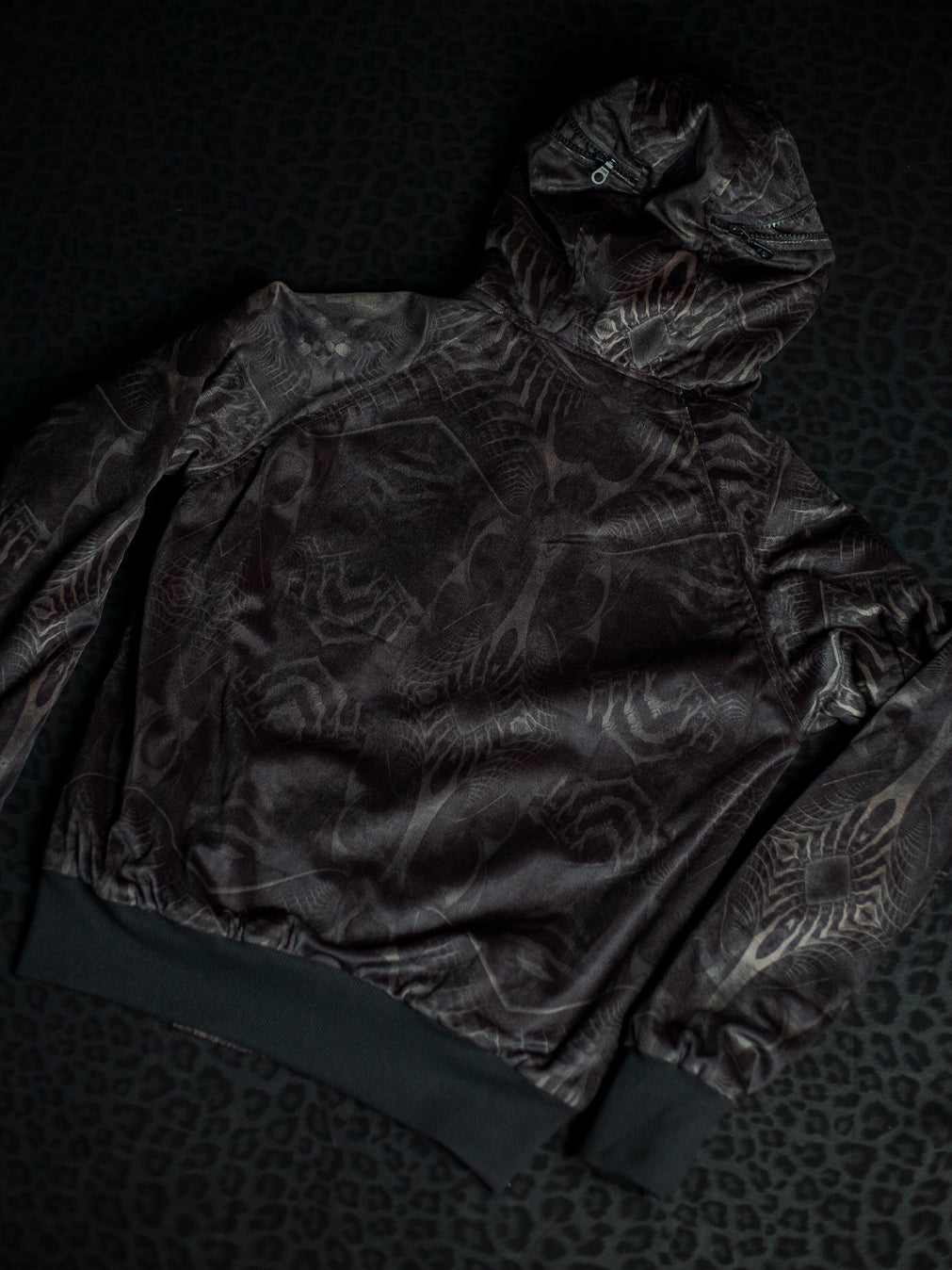 New Hoodie Woman / Velvet Fawn - DARK SANDOKAN