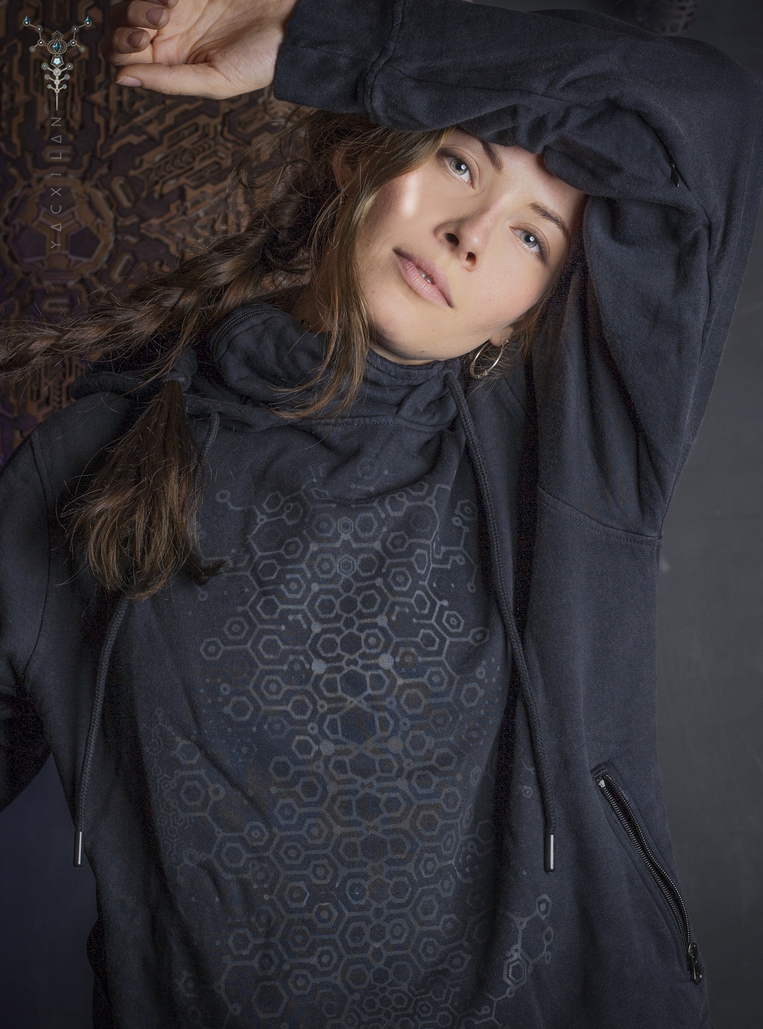 Hoodie Pullover / Cotton Fleece - Black KAMBOZII