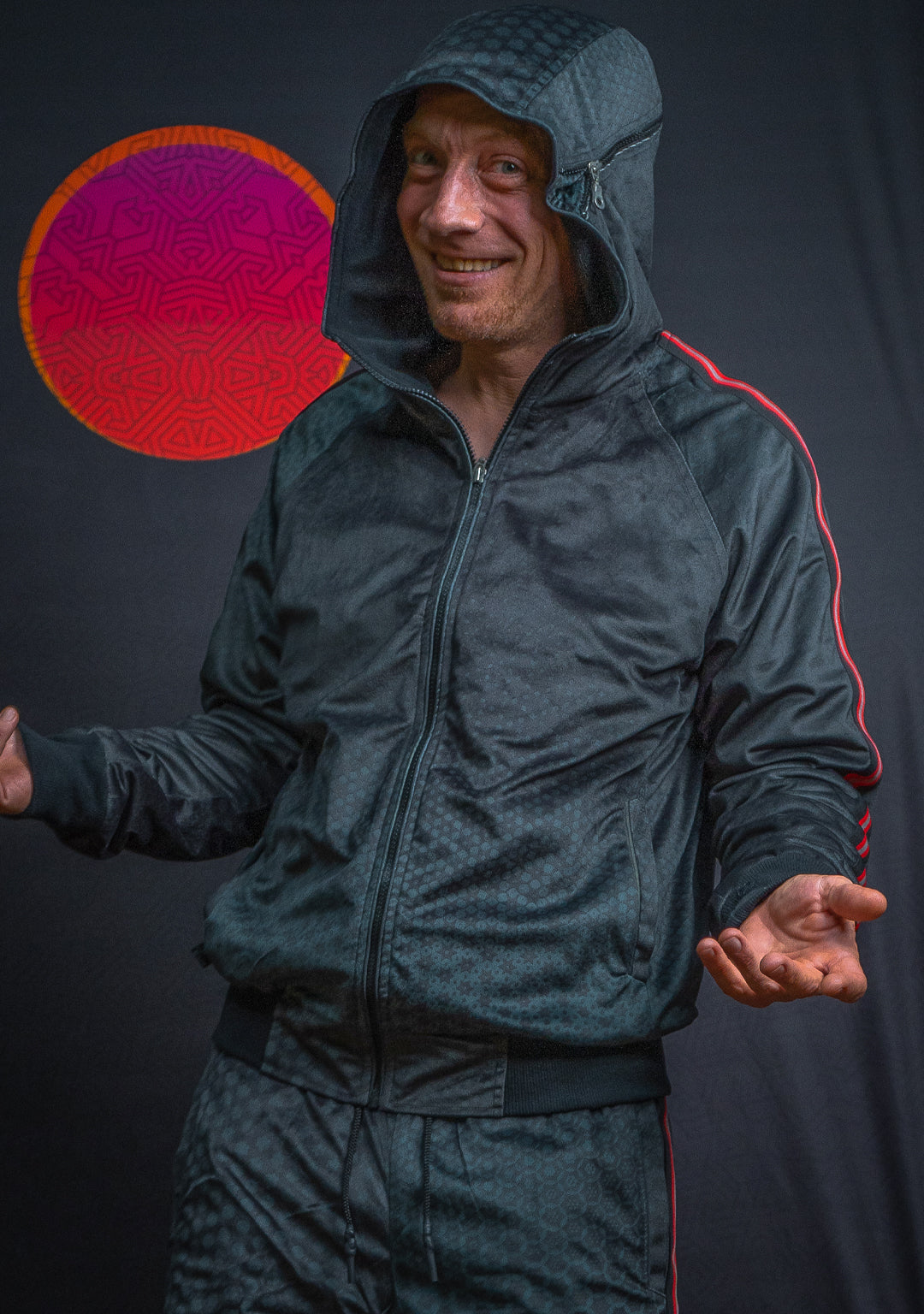 Tracksuit Hoodie Men / Velvet Fawn Redline - ARAKIS