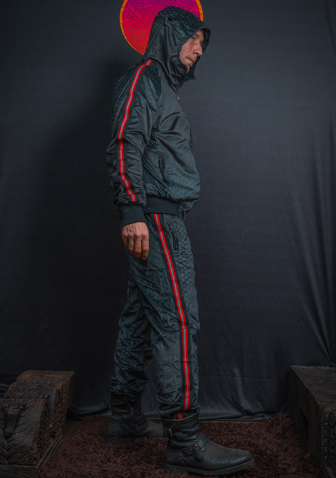 Tracksuit Hoodie Men / Velvet Fawn Redline - ARAKIS