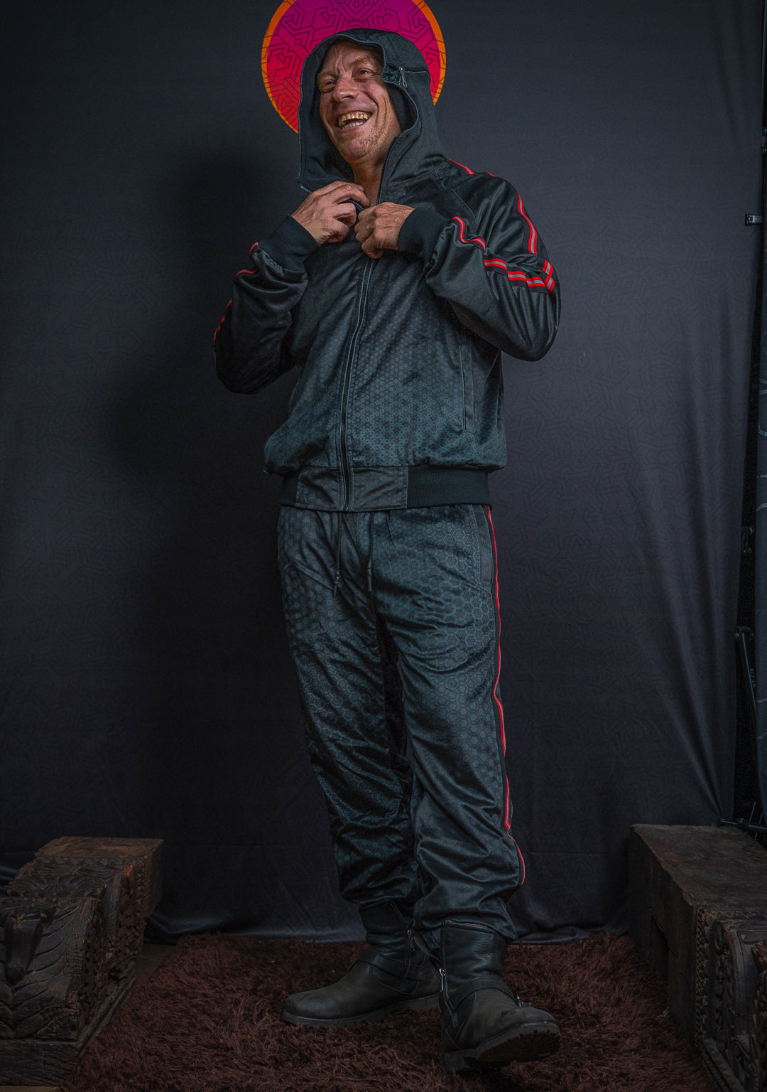 Tracksuit Pants Men / Velvet Fawn Red Line - ARAKIS