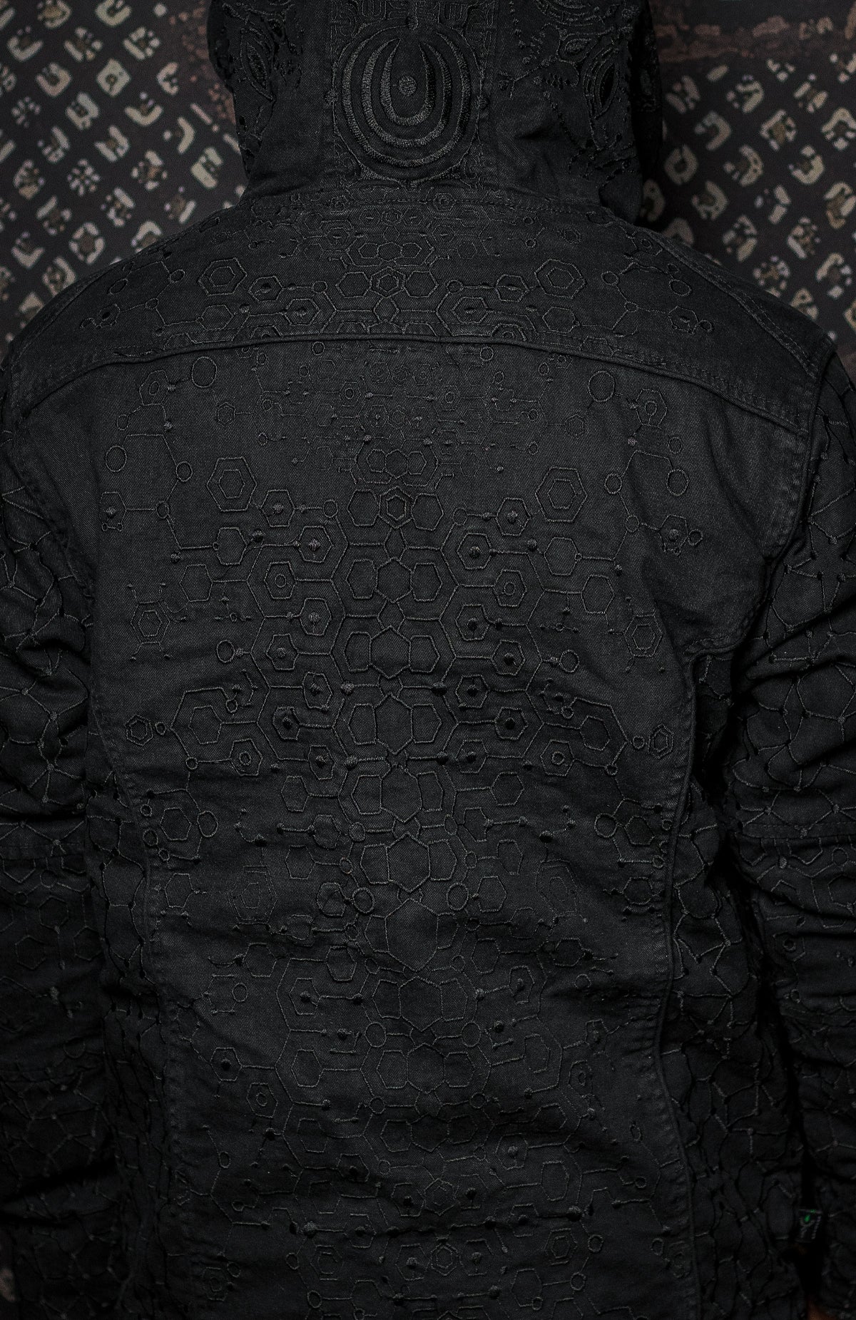 Jacket / Denim Stretchy Digital Embroidery Stonewashed - KAMBOZII PENTA