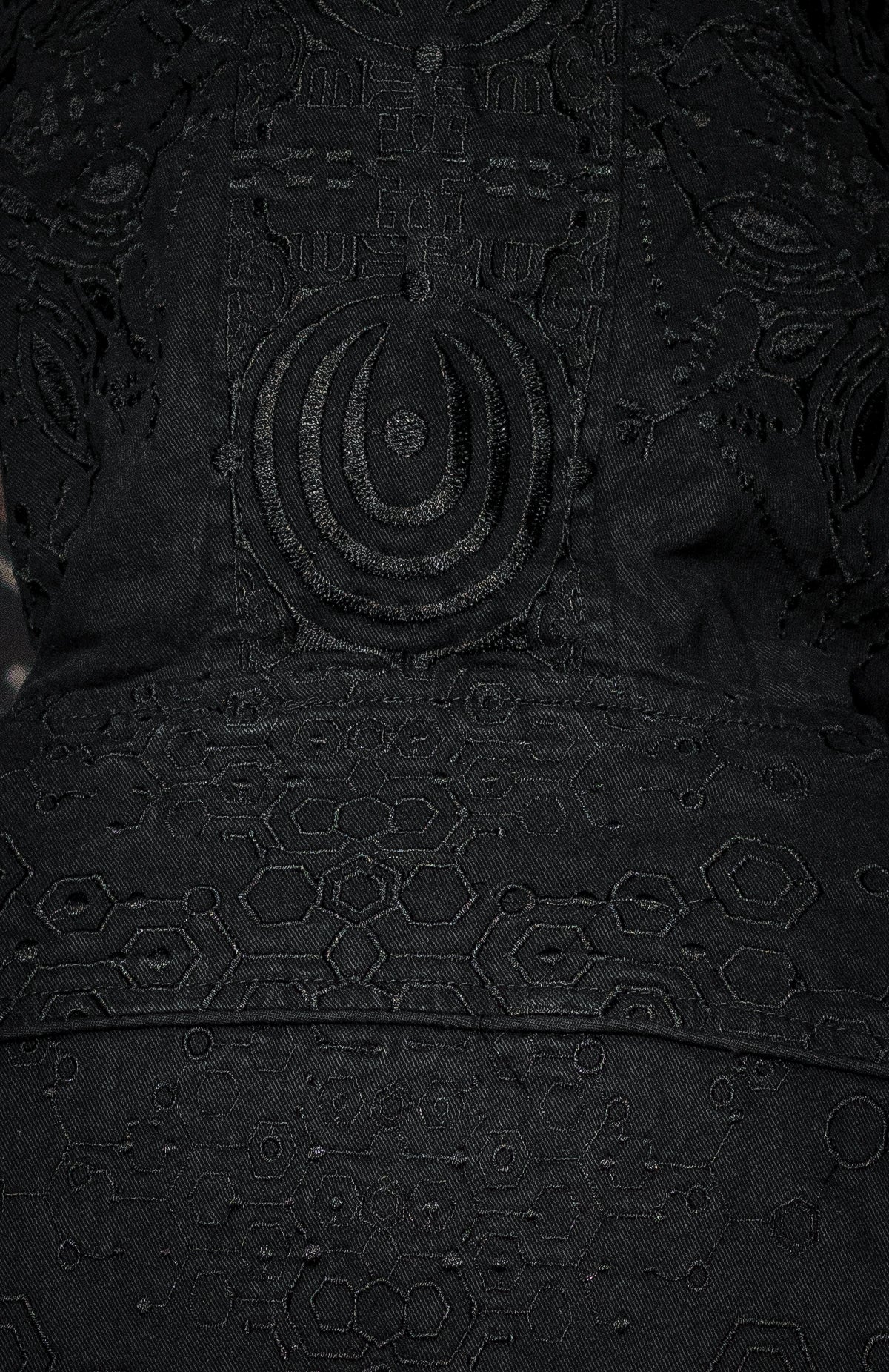 Jacket / Denim Stretchy Digital Embroidery Stonewashed - KAMBOZII PENTA