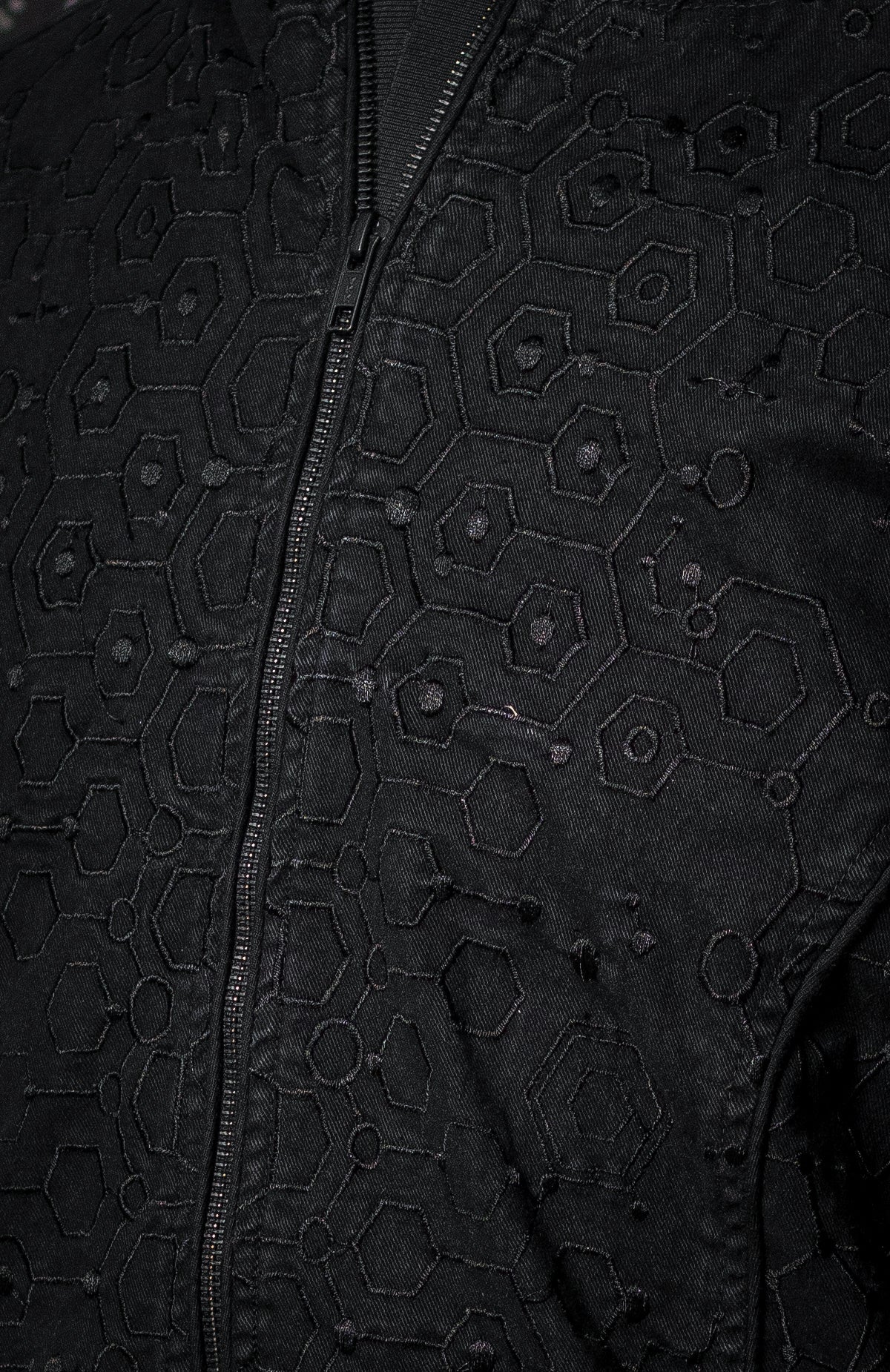 Jacket / Denim Stretchy Digital Embroidery Stonewashed - KAMBOZII PENTA