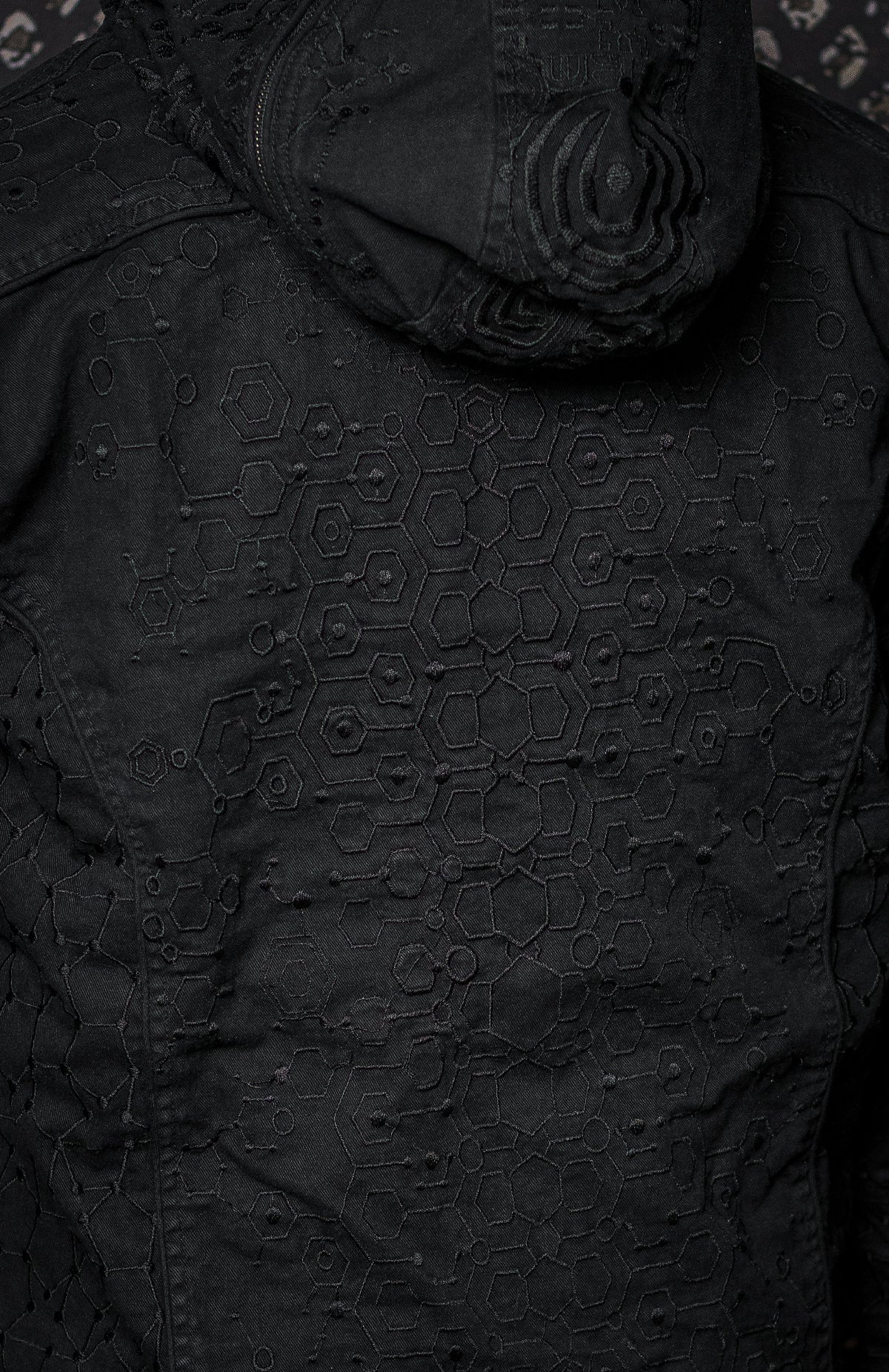 Jacket / Denim Stretchy Digital Embroidery Stonewashed - KAMBOZII PENTA