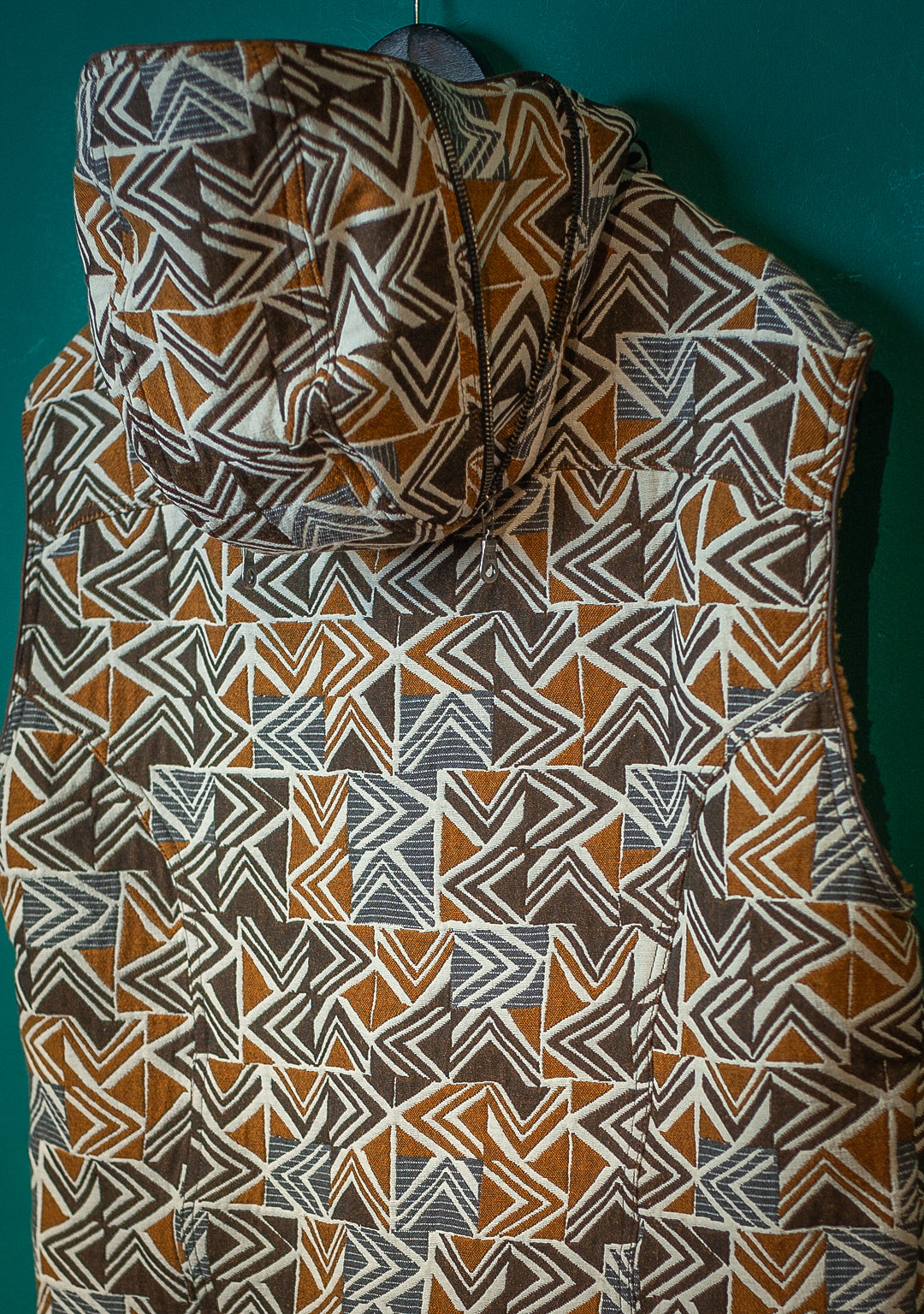 Sleeveless Jacket Men / French Jaquard - ZAMBIA