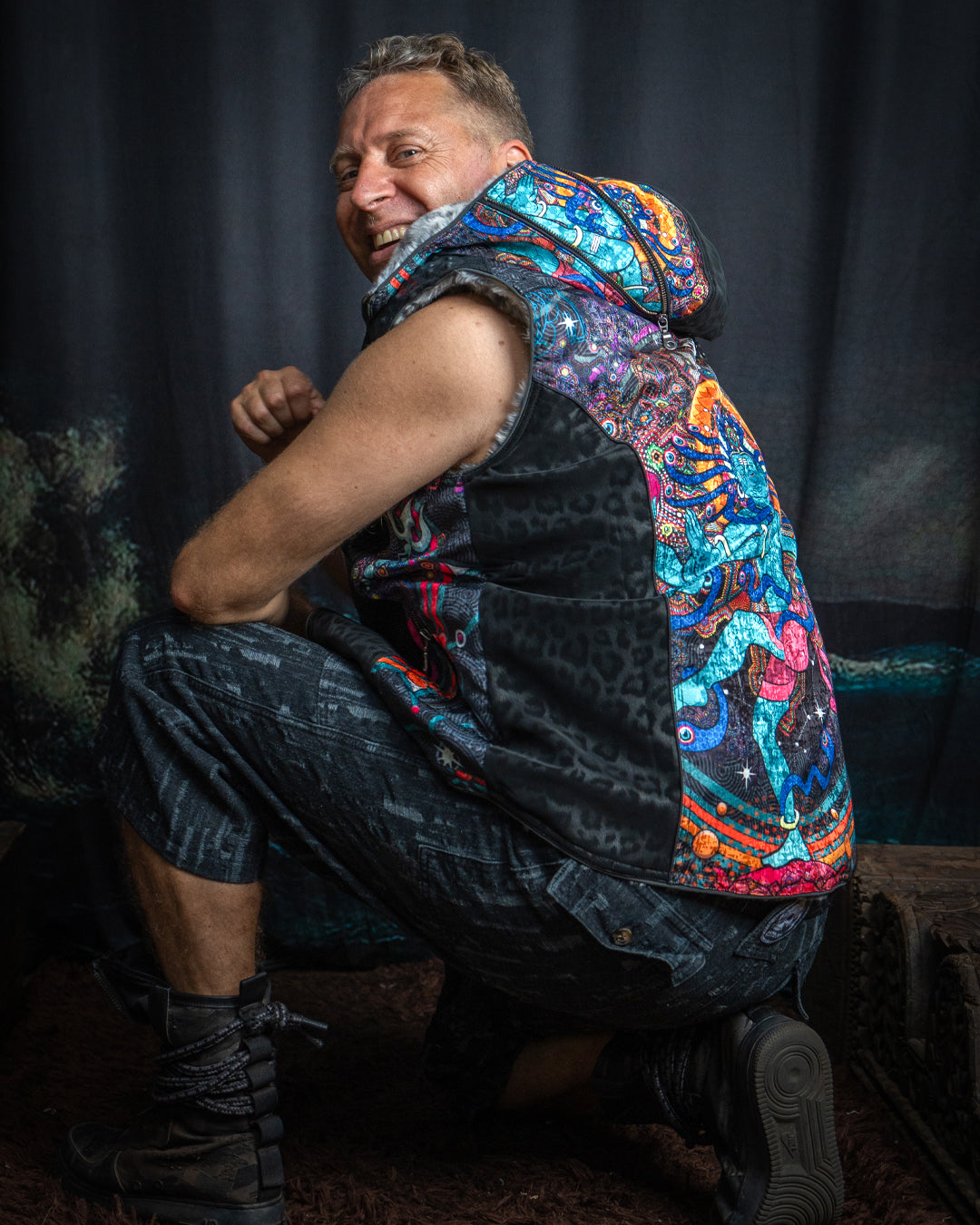 Sleeveless Jacket Men  / Satin Fake Leather Ultra Fur - NATARAJ White Leopard