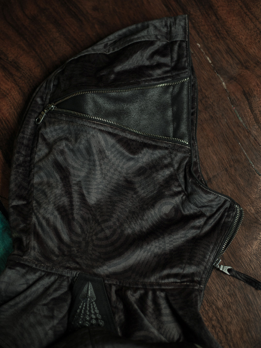 Sleeveless Jacket / Velvet Fawn - WIERD NOIZES