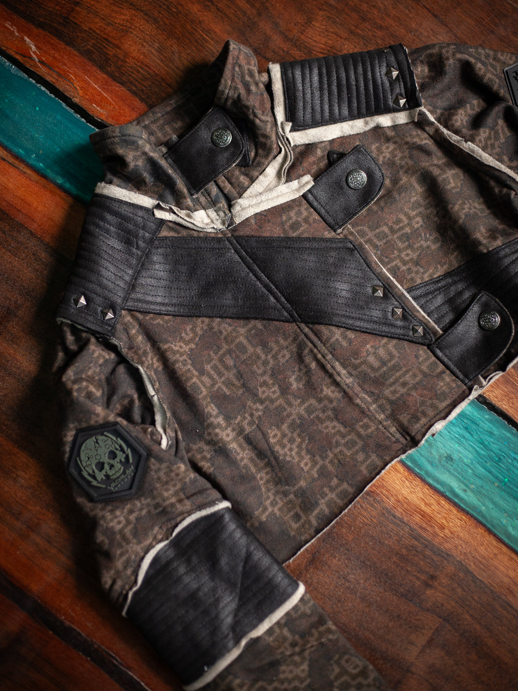 Crop Jacket Woman Neotokyo Punk / Cotton Looper Fake Leather - LEOPARDUS LAGARTIKA