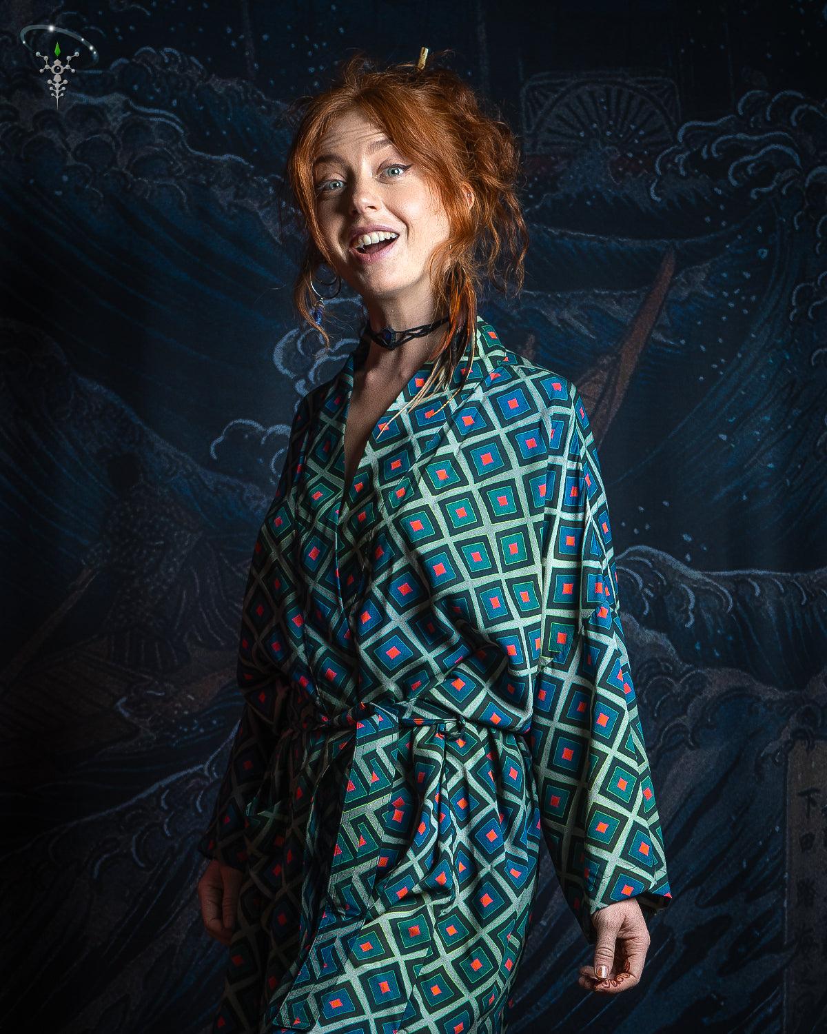 Japanese Kimono / Viscose - GURUCCI - Yacxilan Artwear