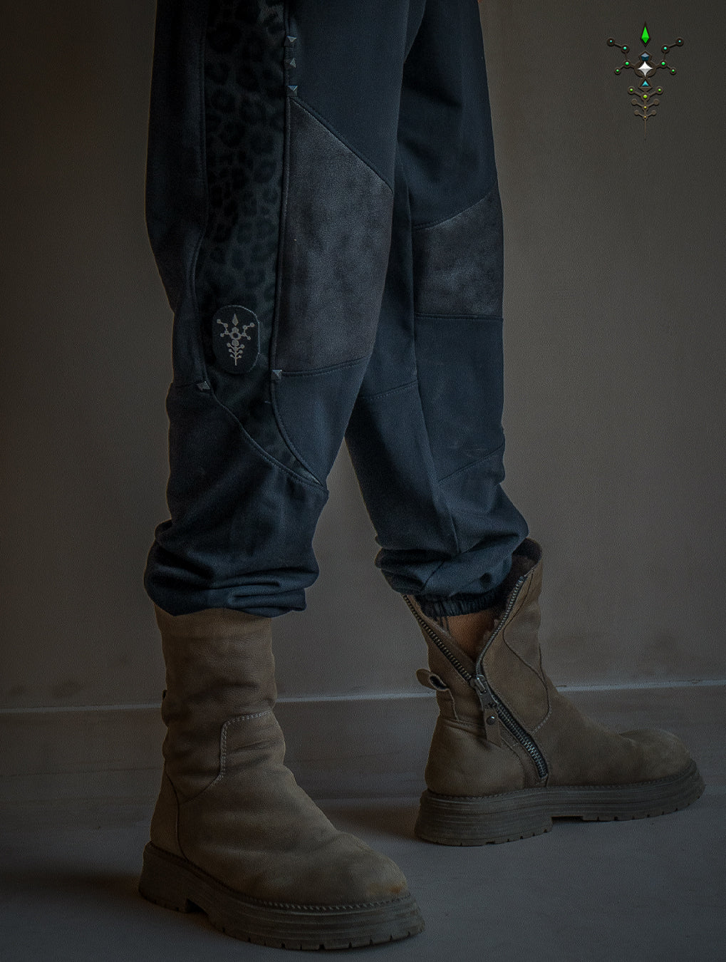Pants Men Joggers / Cotton Fleece Fake Leather Patches - BLAK LEOPARD